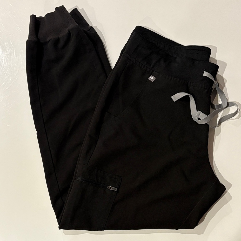 FIGS Zamora Jogger Scrub Pant